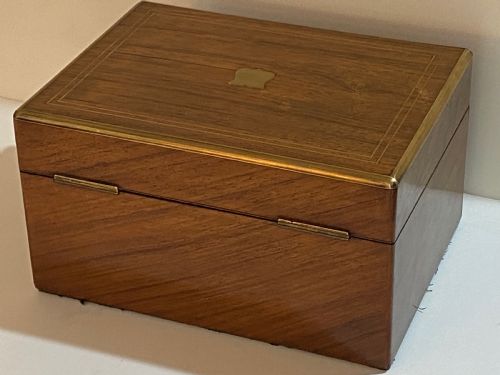 fig 1. Antique Rosewood Ladies Vanity Box