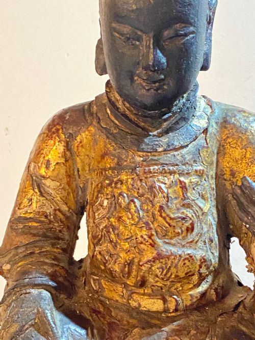 18TH CENTURY CHINESE CARVED DEITY - ADDITIONAL PHOTO 3