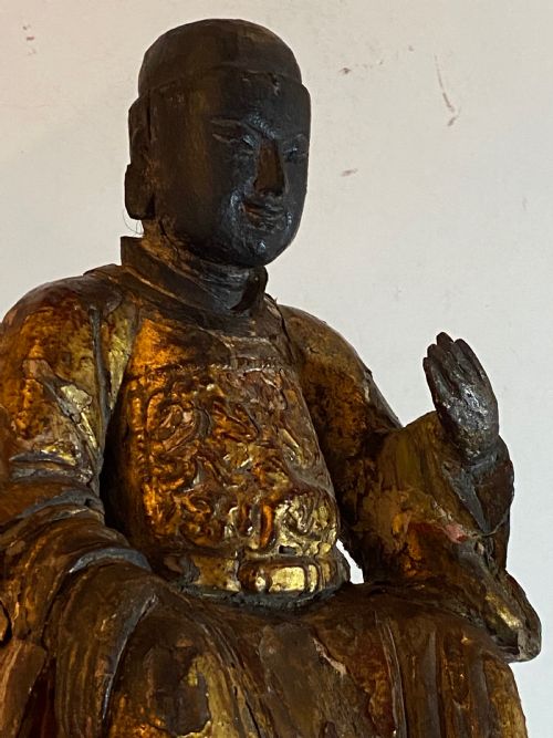 18TH CENTURY CHINESE CARVED DEITY - ADDITIONAL PHOTO 7