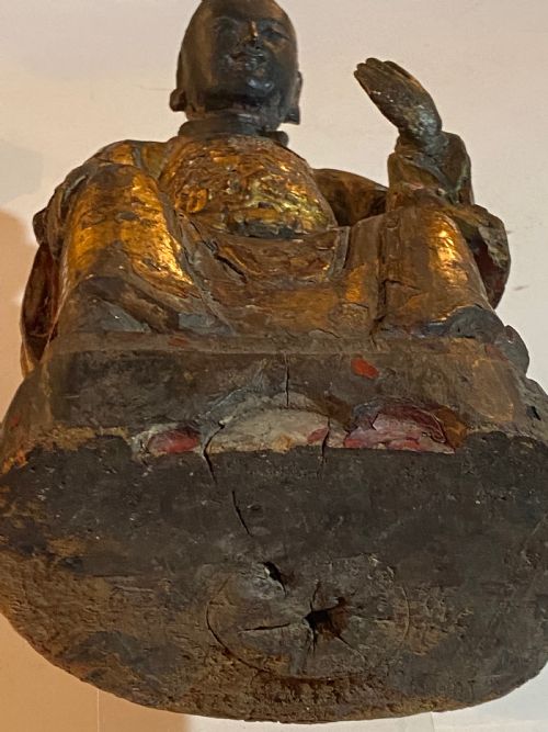 18TH CENTURY CHINESE CARVED DEITY - ADDITIONAL PHOTO 9