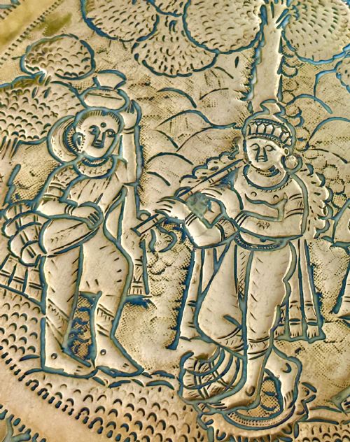 SET OF FIVE BRASS INDIAN TEMPLE PLATES - ADDITIONAL PHOTO 10