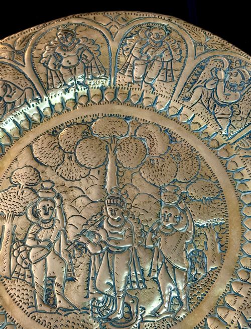 SET OF FIVE BRASS INDIAN TEMPLE PLATES - ADDITIONAL PHOTO 12