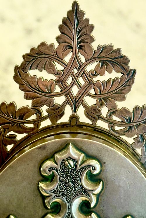 VICTORIAN BRASS EASEL DOUBLE PHOTO FRAME - ADDITIONAL PHOTO 5