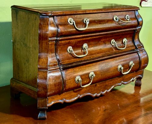 DUTCH APPRENTICE CHEST OF DRAWERS - ADDITIONAL PHOTO 21