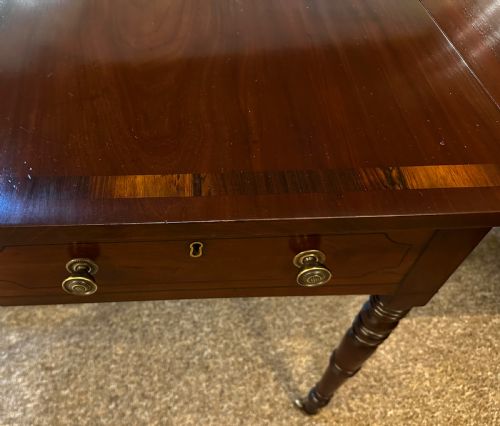 REGENCY EXTENDING SOFA TABLE IN MAHOGANY AND ROSEWOOD - ADDITIONAL PHOTO 8