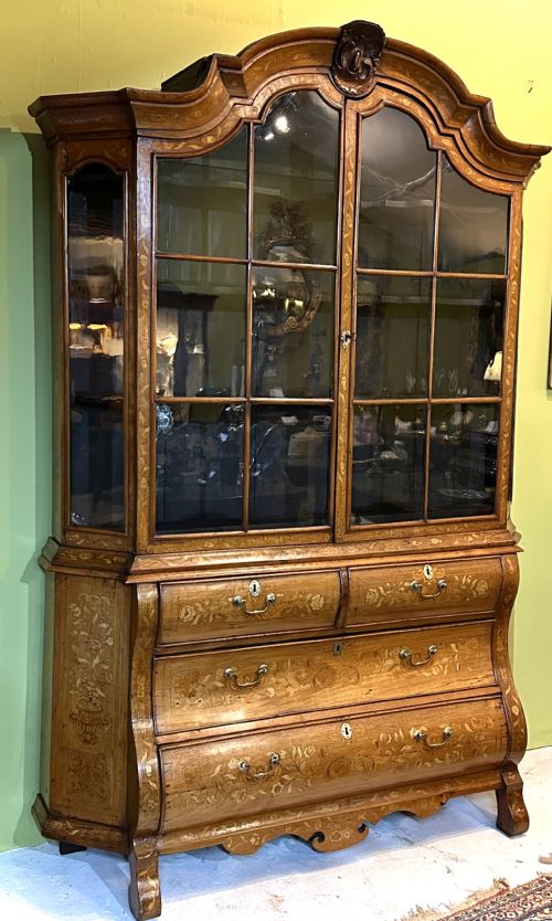 18TH CENTURY DUTCH DISPLAY BOMB CABINET IN WALNUT - ADDITIONAL PHOTO 13