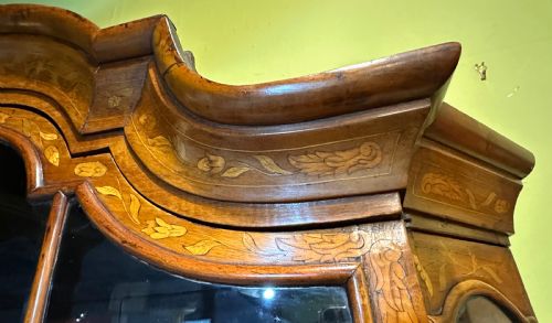 18TH CENTURY DUTCH DISPLAY BOMB CABINET IN WALNUT - ADDITIONAL PHOTO 12