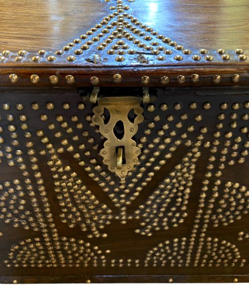 ZANZIBAR CHEST - ADDITIONAL PHOTO 2