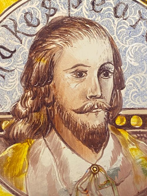 STAINED GLASS PANEL WITH SHAKESPEARE EMBLEM - ADDITIONAL PHOTO 3