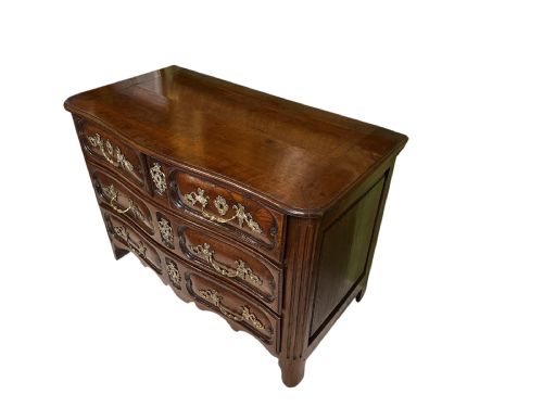 18TH CENTURY FRENCH OAK SERPENTINE CHEST OF DRAWERS - ADDITIONAL PHOTO 11