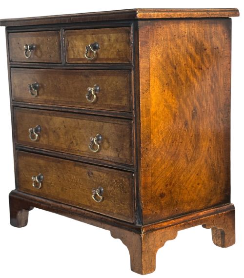 APPRENTICE CHEST OF DRAWERS - ADDITIONAL PHOTO 11