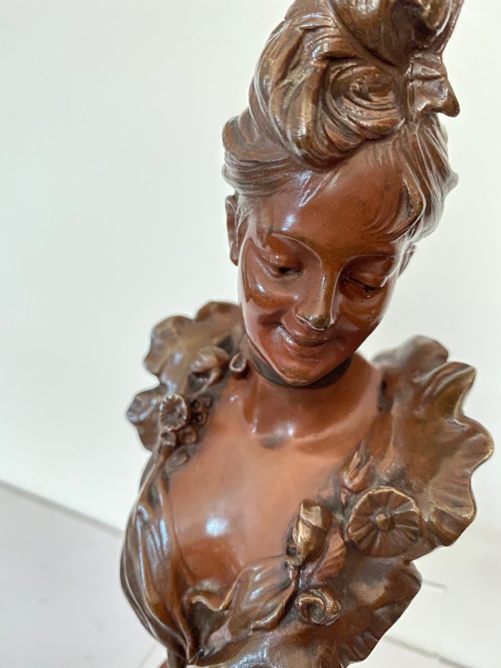 Art Nouveau Bronze of Smiling Woman by Victor Léopold Bruyneel  View III