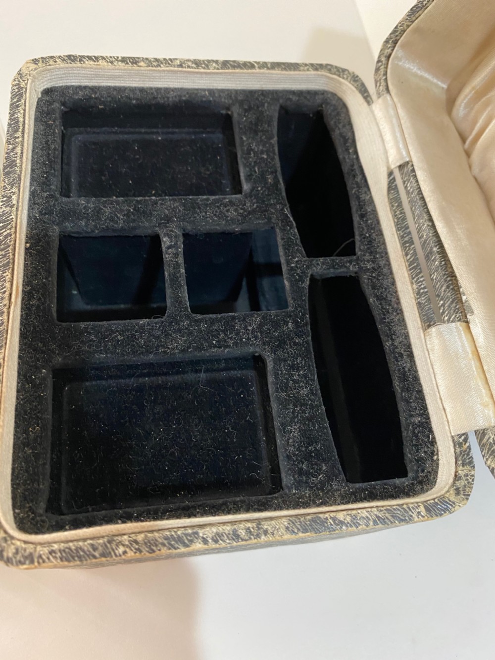 Art Deco Vanity Set with Guilloche Enamel Lids View X