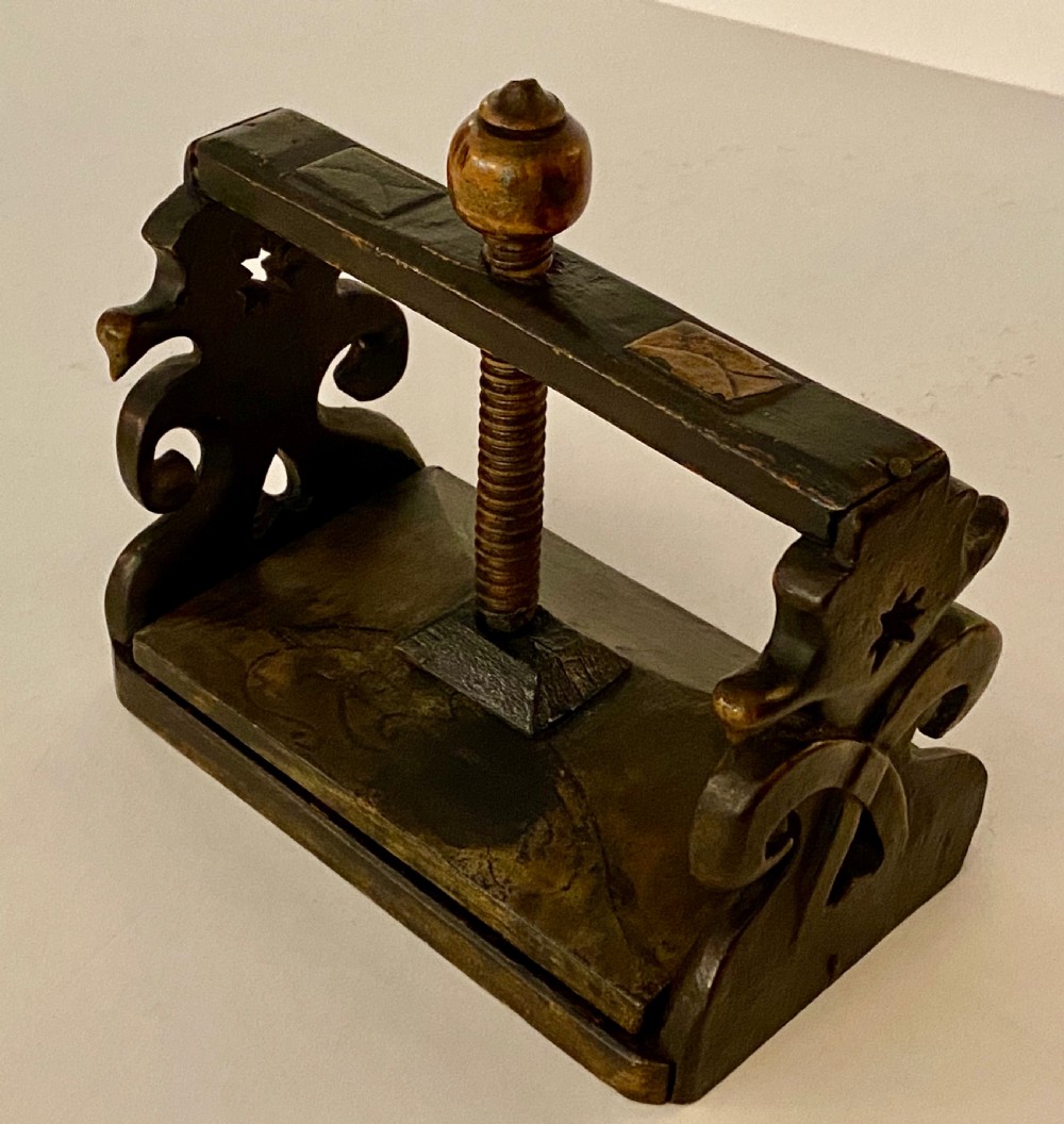 Folk Art Folded Letter Press. Regency  View III