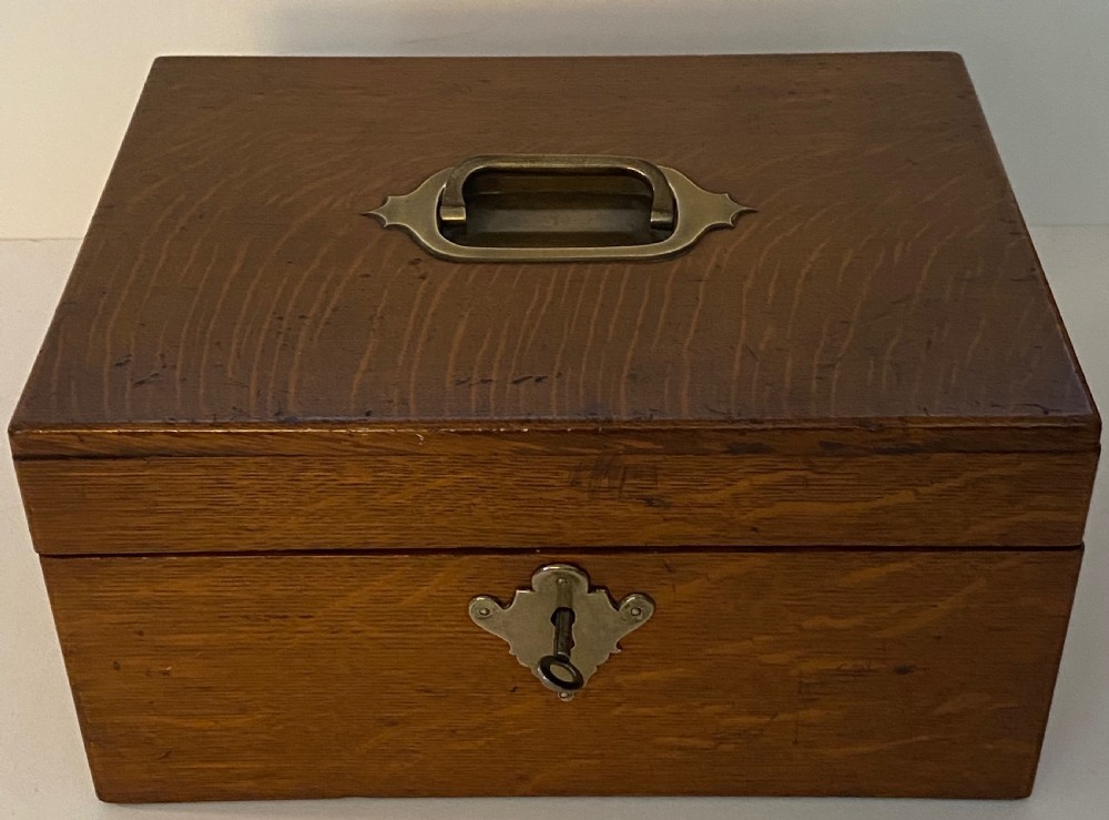 Oak Document Box View VI