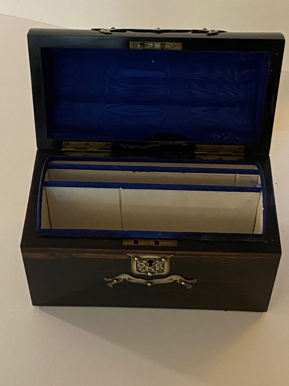 Calamander Domed Stationery  Box View III