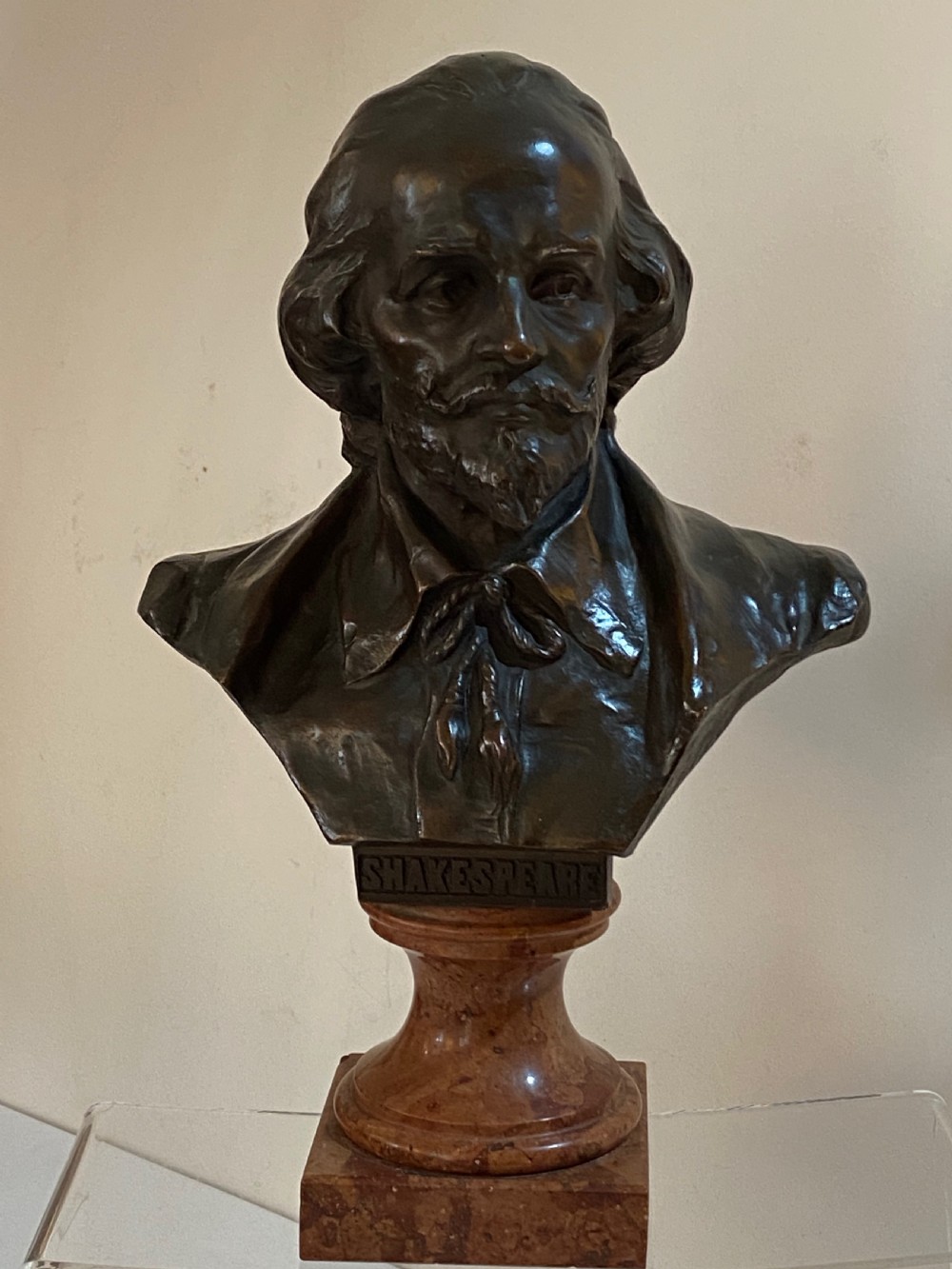 Bronze bust of Shakespeare by Hans Muller (Austrian 1873-1937) View VII