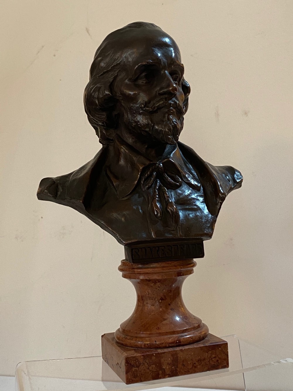 Bronze bust of Shakespeare by Hans Muller (Austrian 1873-1937) View X