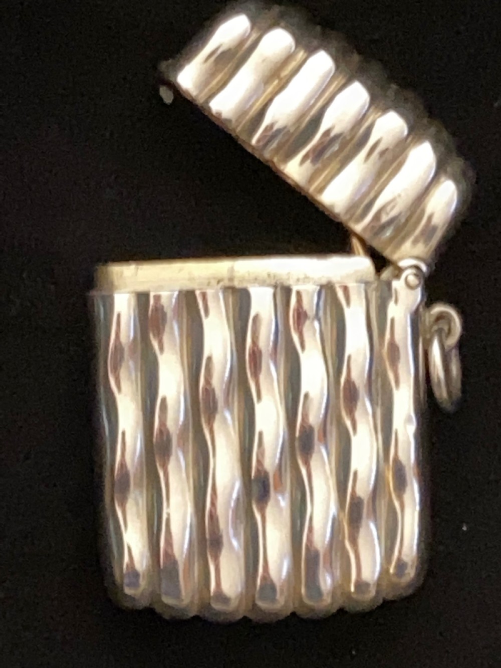 Silver Vesta Case View IV