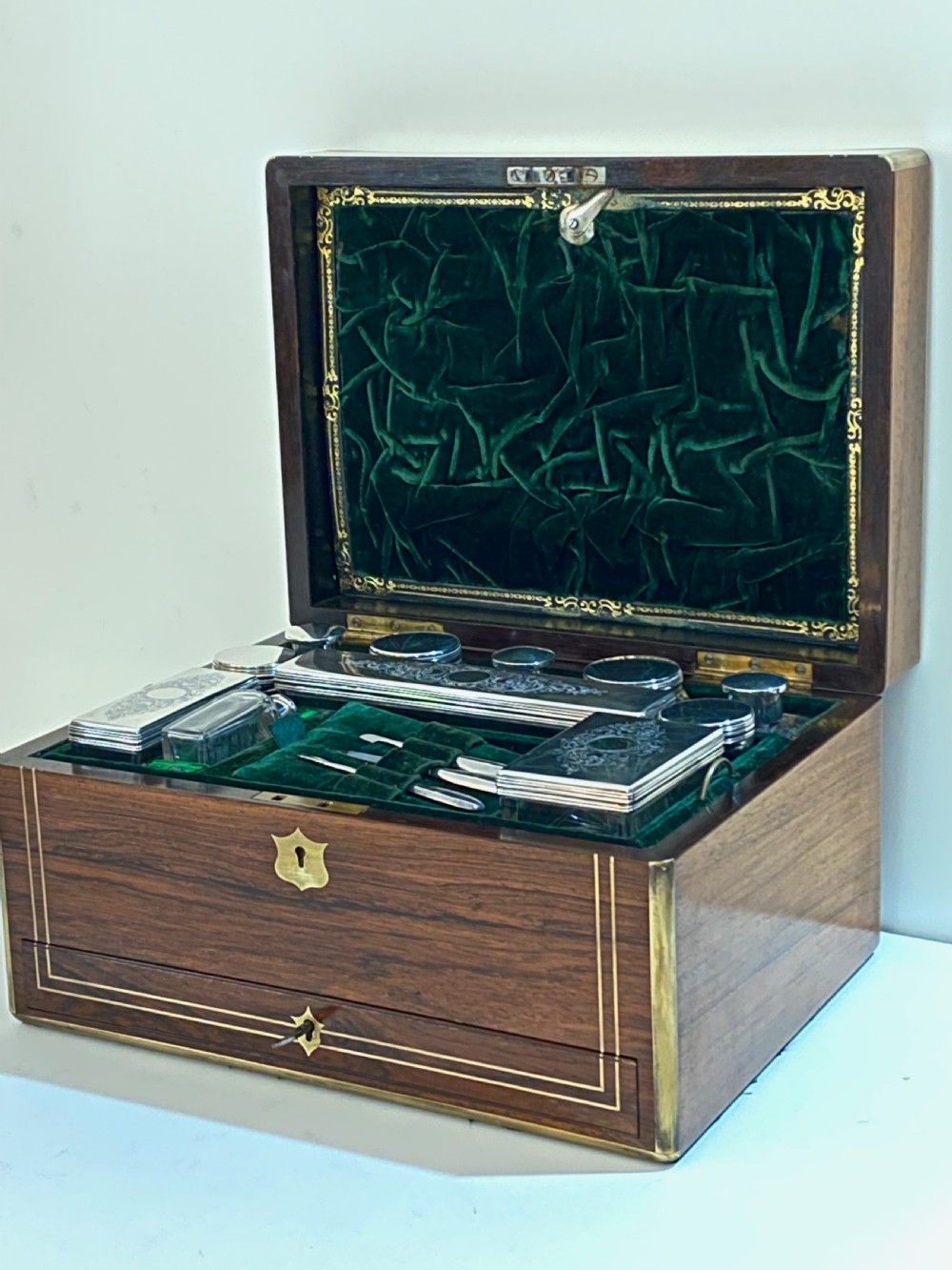 Antique Rosewood Ladies Vanity Box View XV