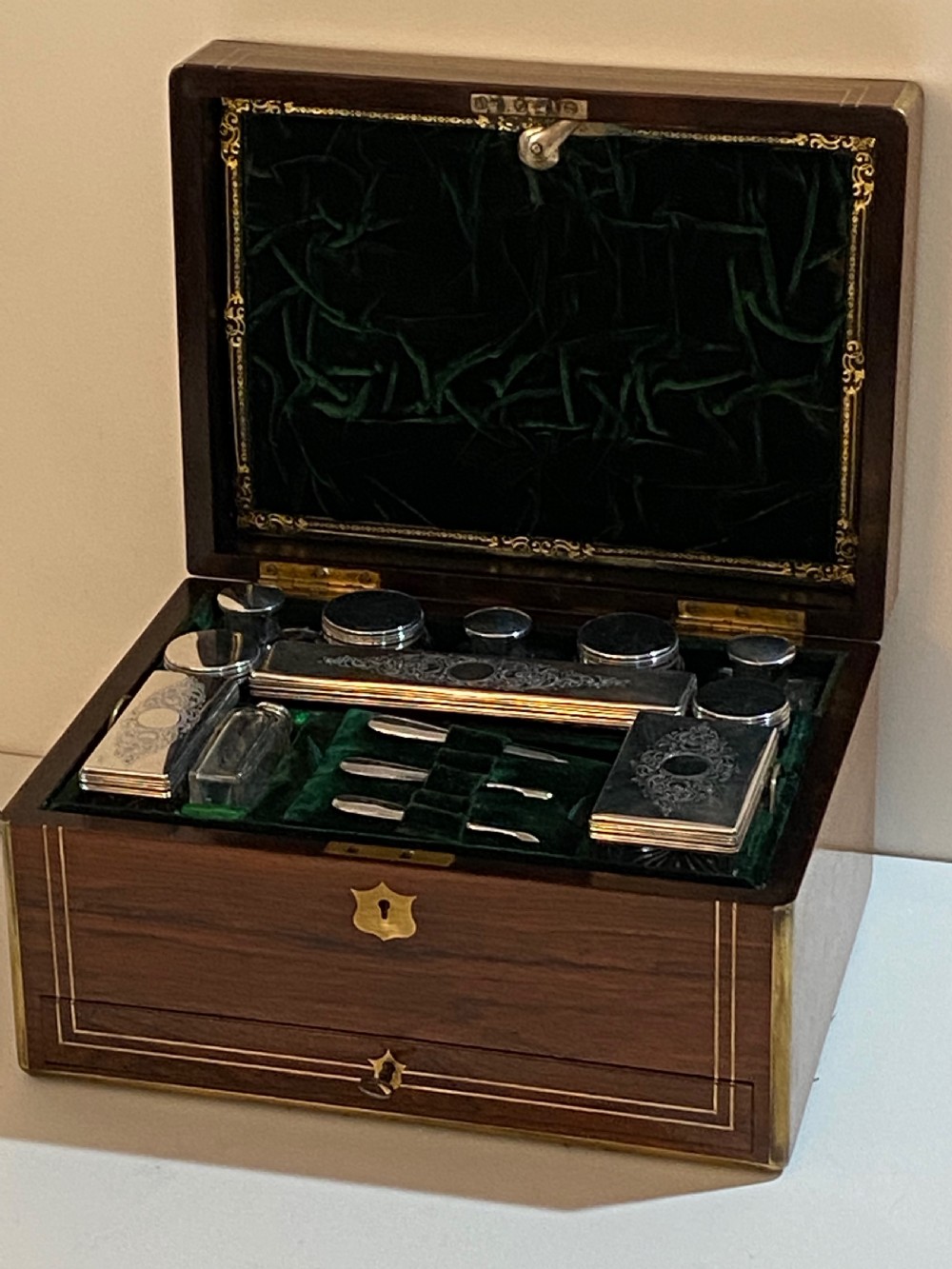 Antique Rosewood Ladies Vanity Box View XXV