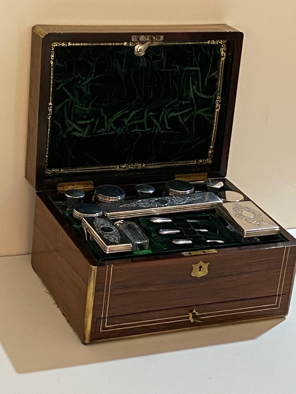 Antique Rosewood Ladies Vanity Box View XXVI