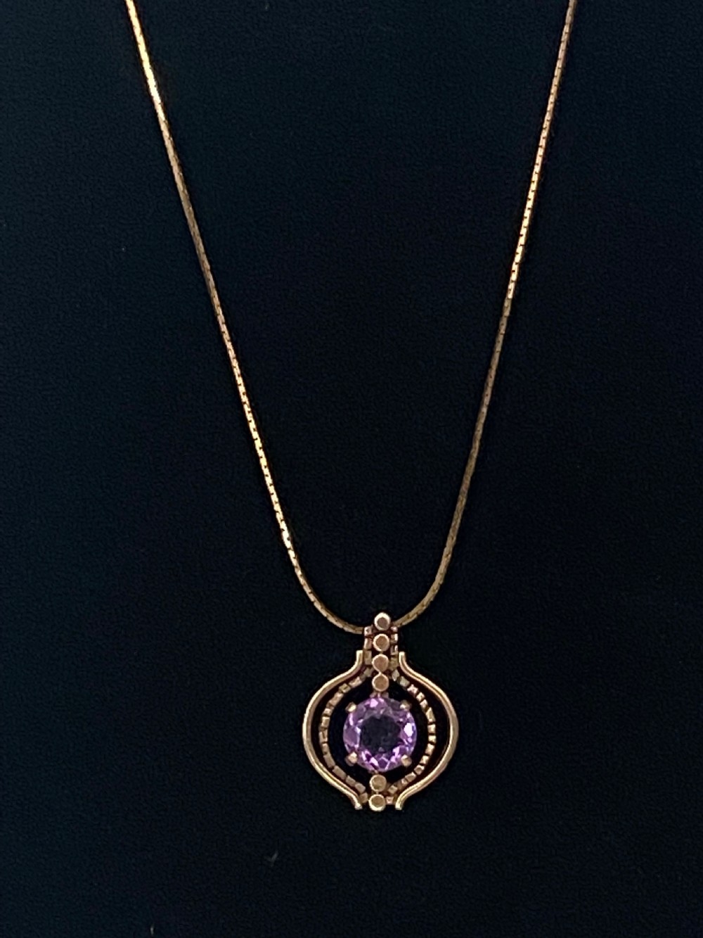 Amethyst and Gold Pendant View VIII