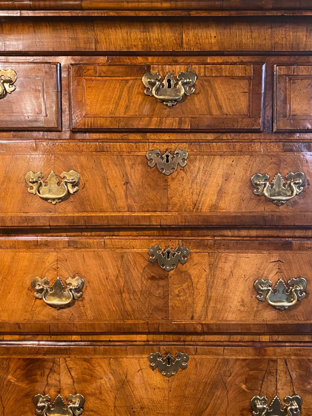 Early 18th Century Walnut Chest-on-Chest View XI