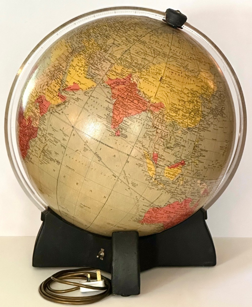 Georama Illuminated Globe