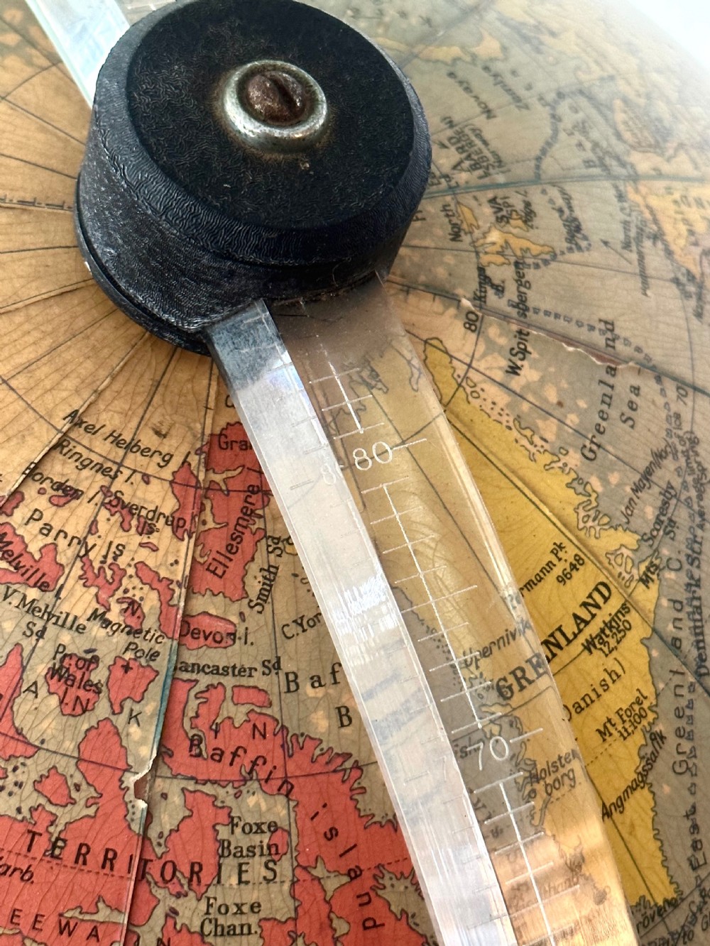 Georama Illuminated Globe View II