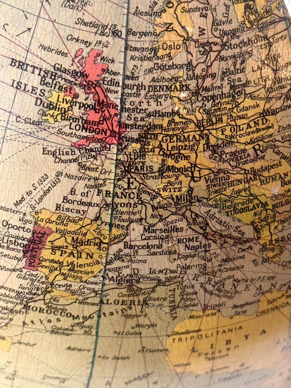 Georama Illuminated Globe View III
