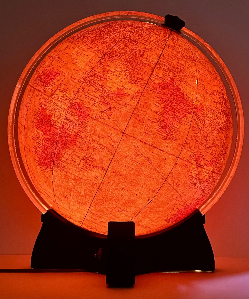 Georama Illuminated Globe View VI