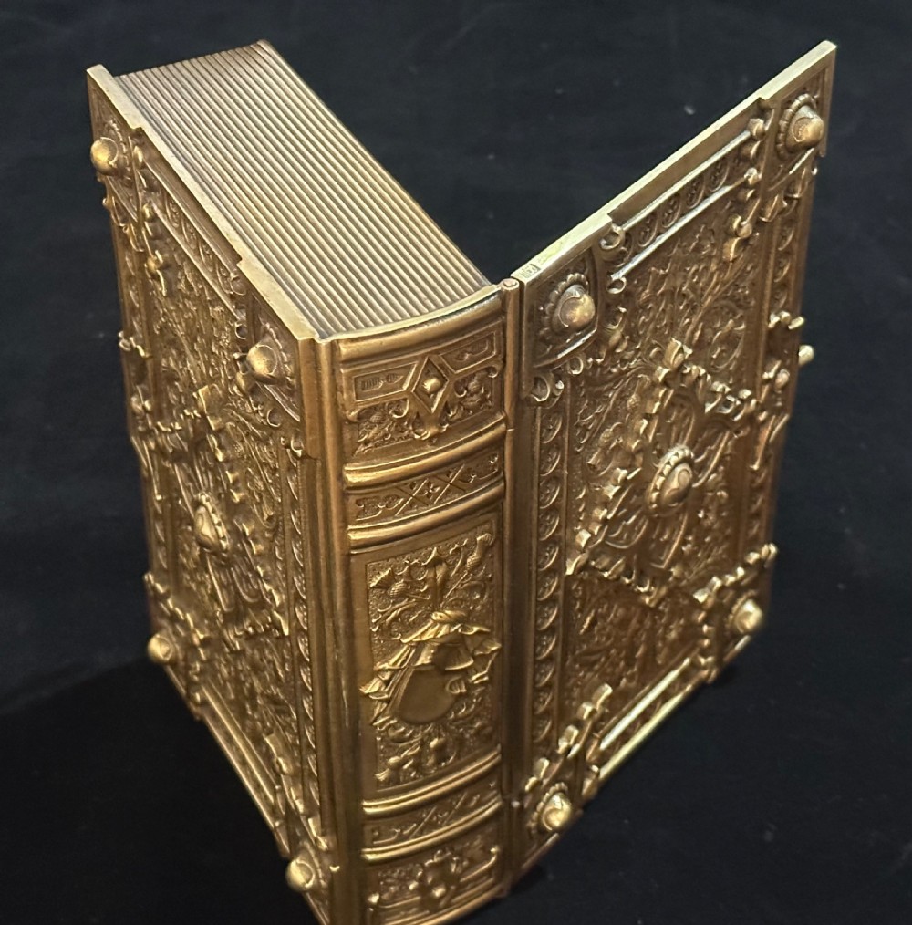Scottish Gilt Metal Cigar Box View V