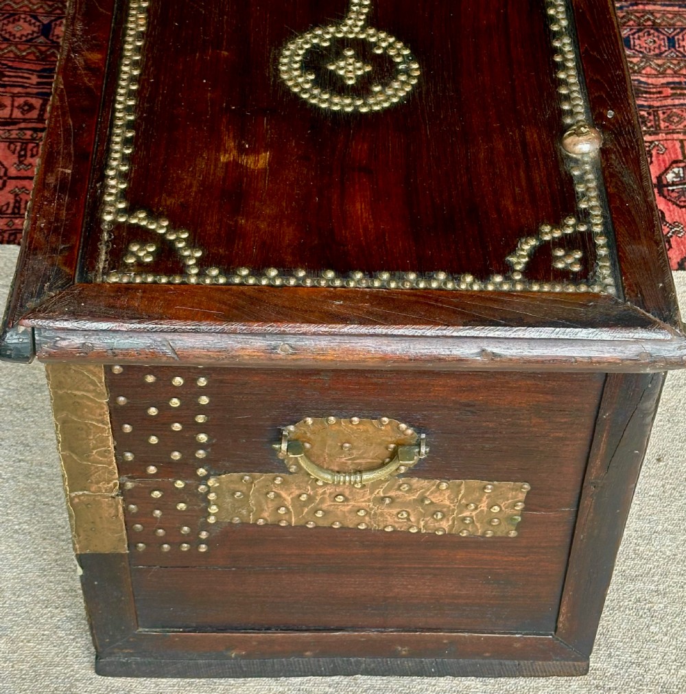 Zanzibar Chest View XI