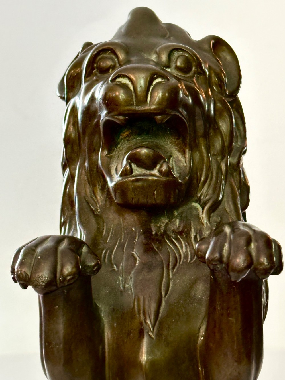Bronze Lion Rampant View VI