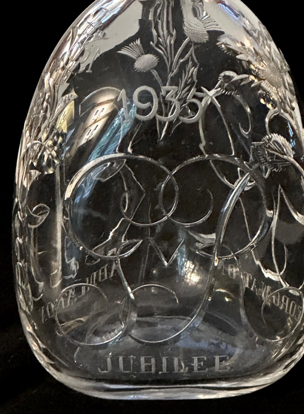Decanter with Royal Connection. View II