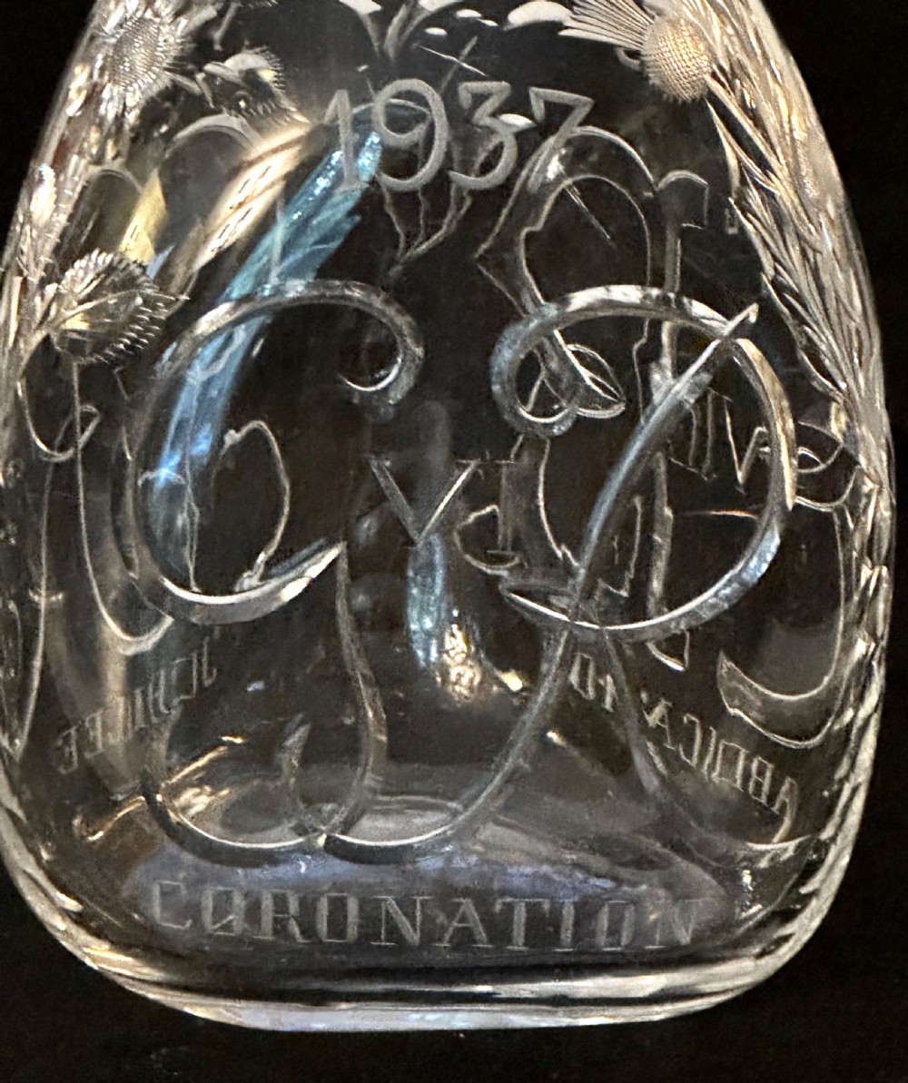 Decanter with Royal Connection. View IV