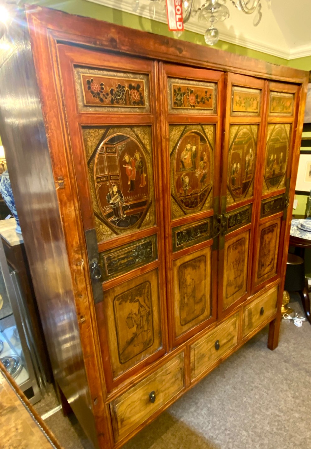 Chinese Painted Wedding Cabinet, Late Qing dynasty View IX