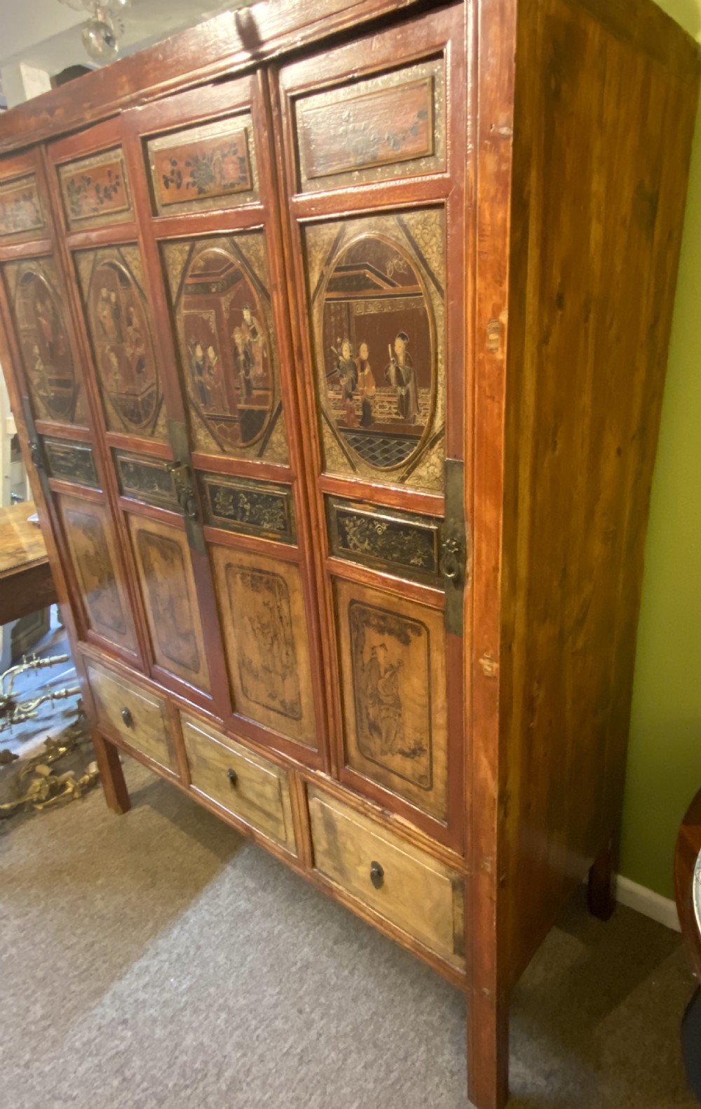 Chinese Painted Wedding Cabinet, Late Qing dynasty View X