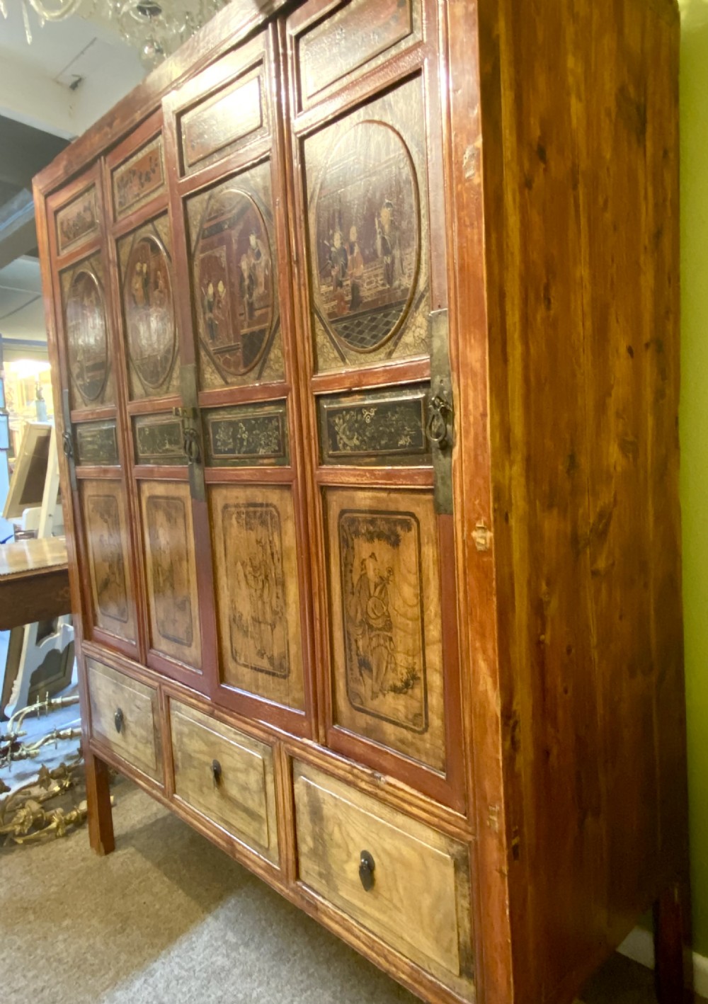 Chinese Painted Wedding Cabinet, Late Qing dynasty View XI