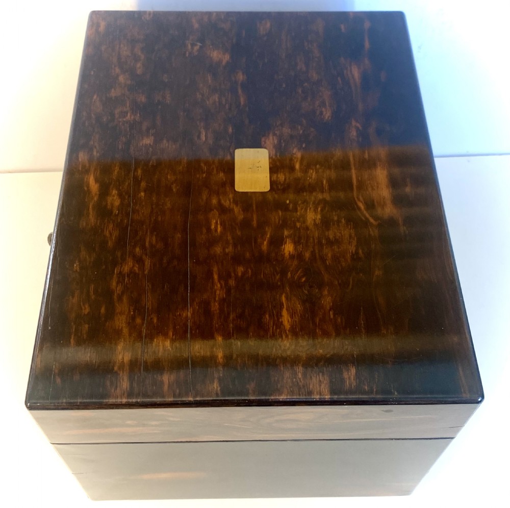 Coromandel Fitted Vanity Box View IX