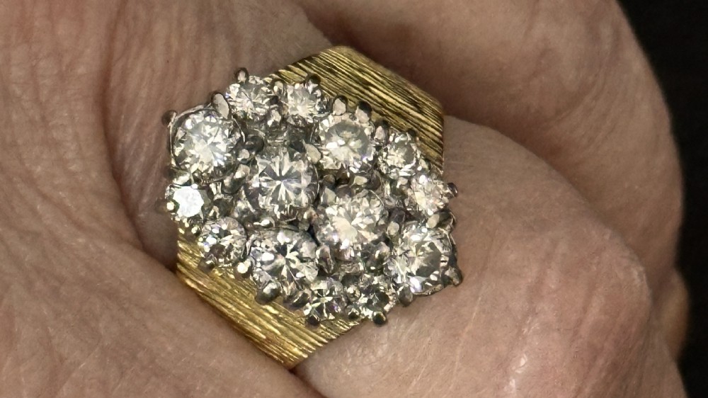 18ct Gold Diamond Cluster Ring View II