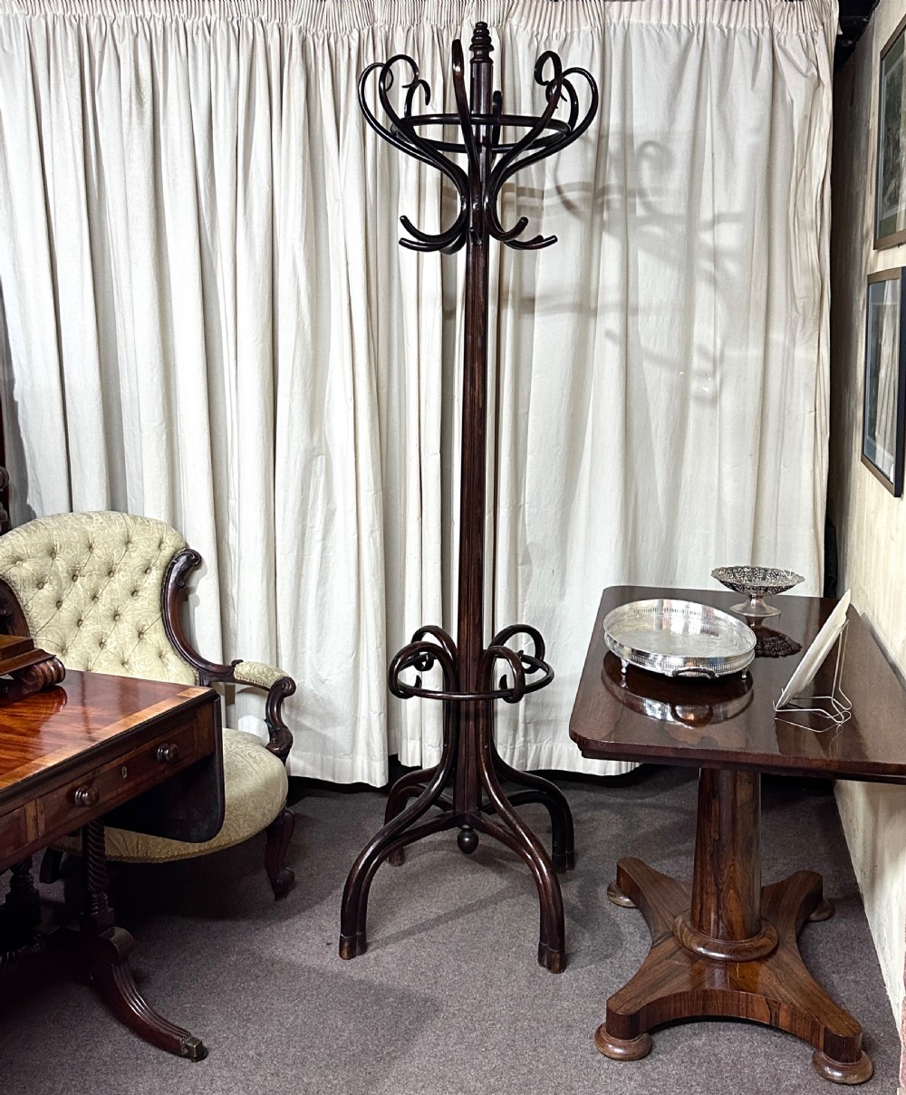 Bentwood Hat Stand by Thonet View III