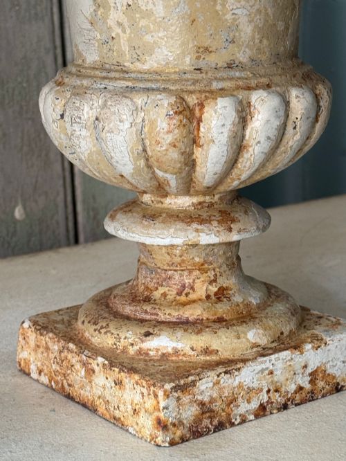 A PAIR OF FRENCH ANTIQUE URNS - ADDITIONAL PHOTO 2