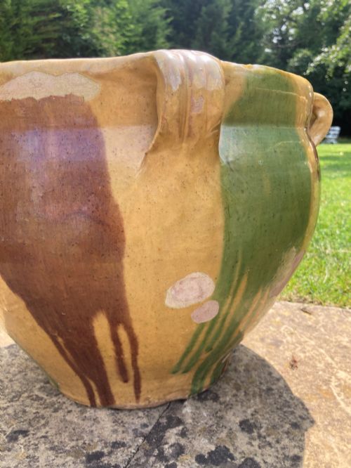 A PAIR OF 'DRIBBLE GLAZED' CASTELNAUDARY PLANTERS FROM THE SOUTH OF FRANCE - ADDITIONAL PHOTO 4
