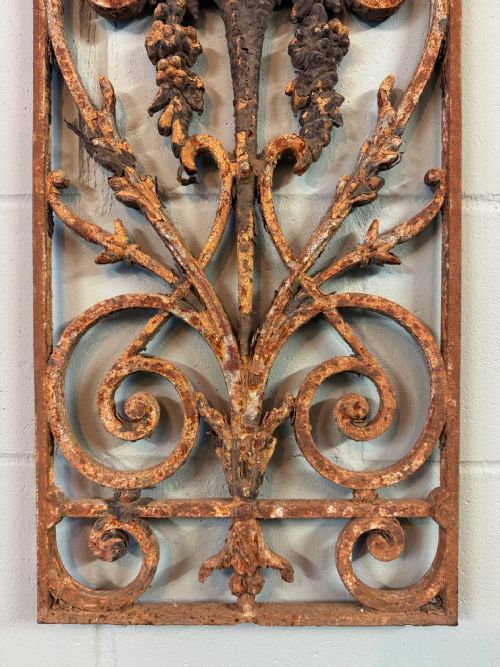 ORIGINAL FRENCH CAST IRON DECORATIVE BALUSTRADE PANEL - ADDITIONAL PHOTO 3