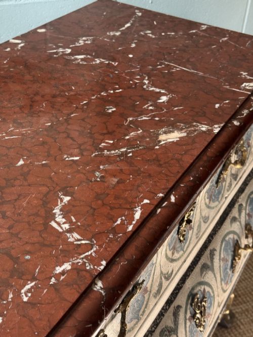 19TH CENTURY FRENCH MARBLE TOP BOMBE SHAPE COMMODE LATER PAINTED - ADDITIONAL PHOTO 6