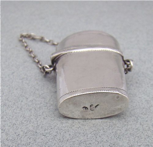 fig 3. GEORGIAN SILVER SCENT BOTTLE ETUI BY SAMUEL PEMBERTON, BIRMINGHAM CIRCA 1795