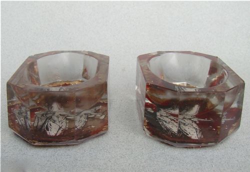 fig 2. RARE PAIR OF GEORGIAN REVERSE PAINTED GLASS TRENCHER SALTS, CIRCA 1800