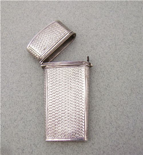 fig 2. WILLIAM IV SILVER ETUI BY JOSEPH WILLMORE, BIRMINGHAM 1834